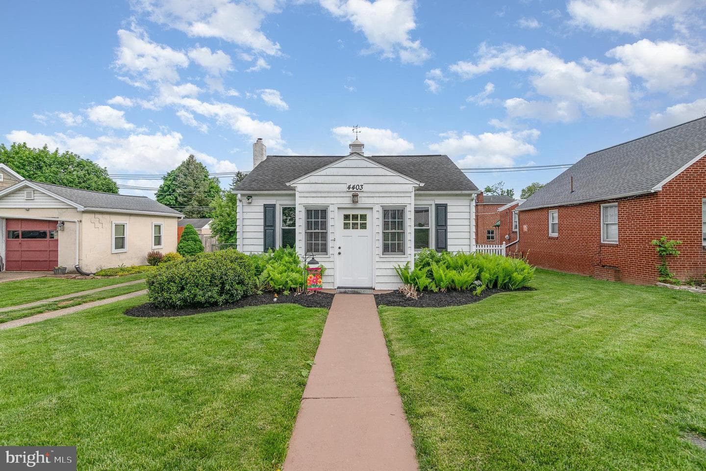4403 Lancaster Street photo 2