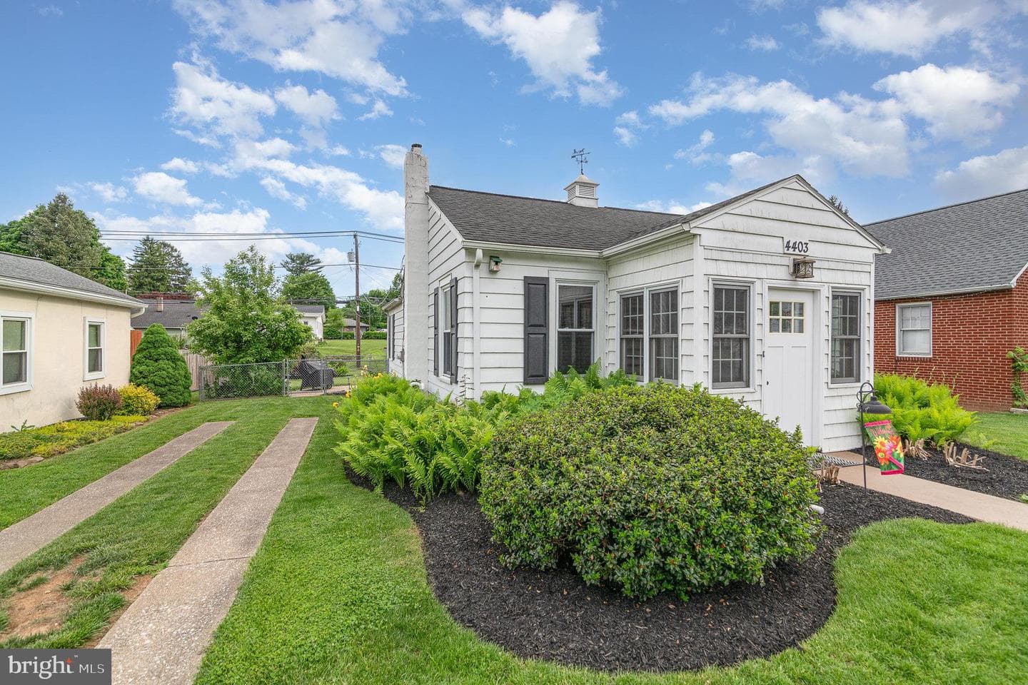 4403 Lancaster Street photo 5