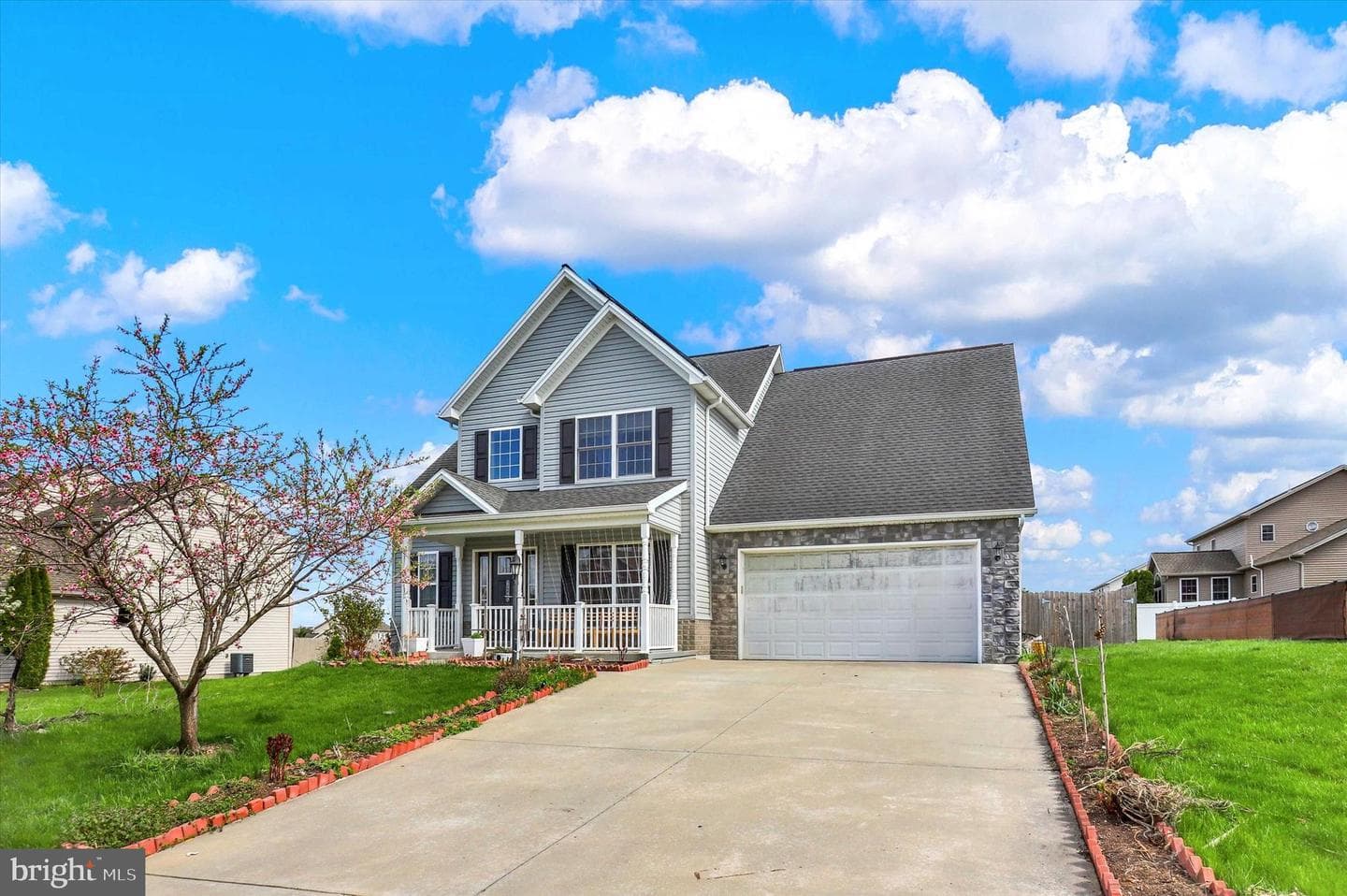 6249 Chatham Glenn Way N photo 2