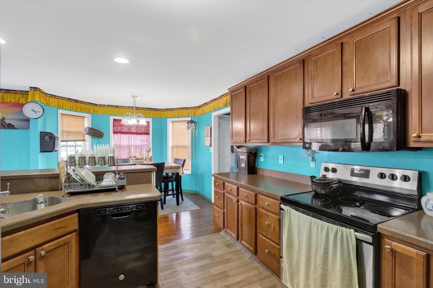 6249 Chatham Glenn Way N photo 9