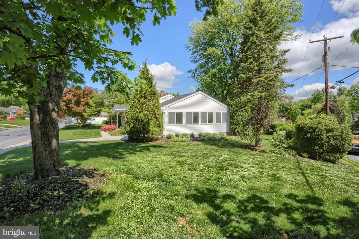 420 Fishburn Street photo 4