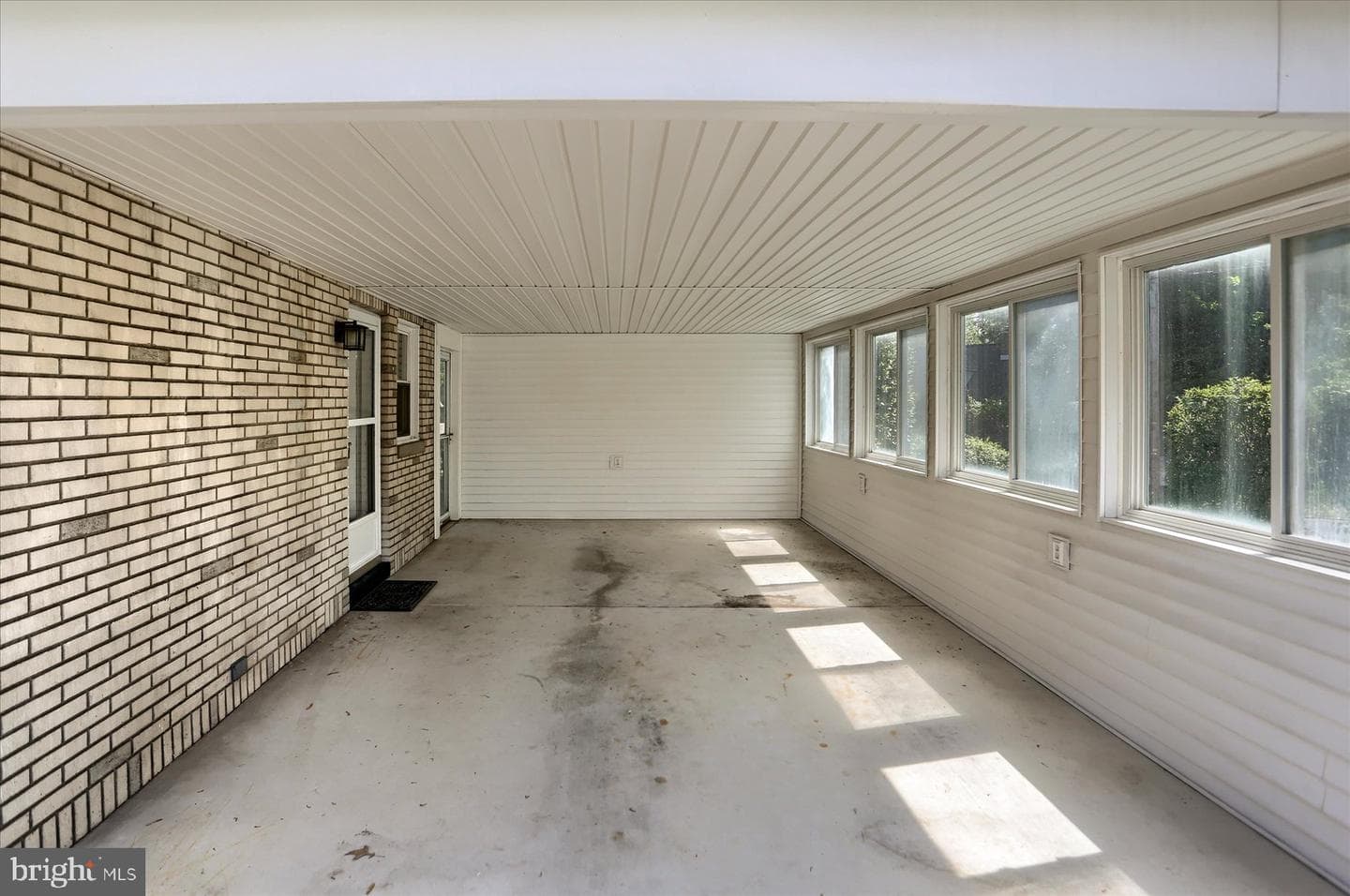 420 Fishburn Street photo 5