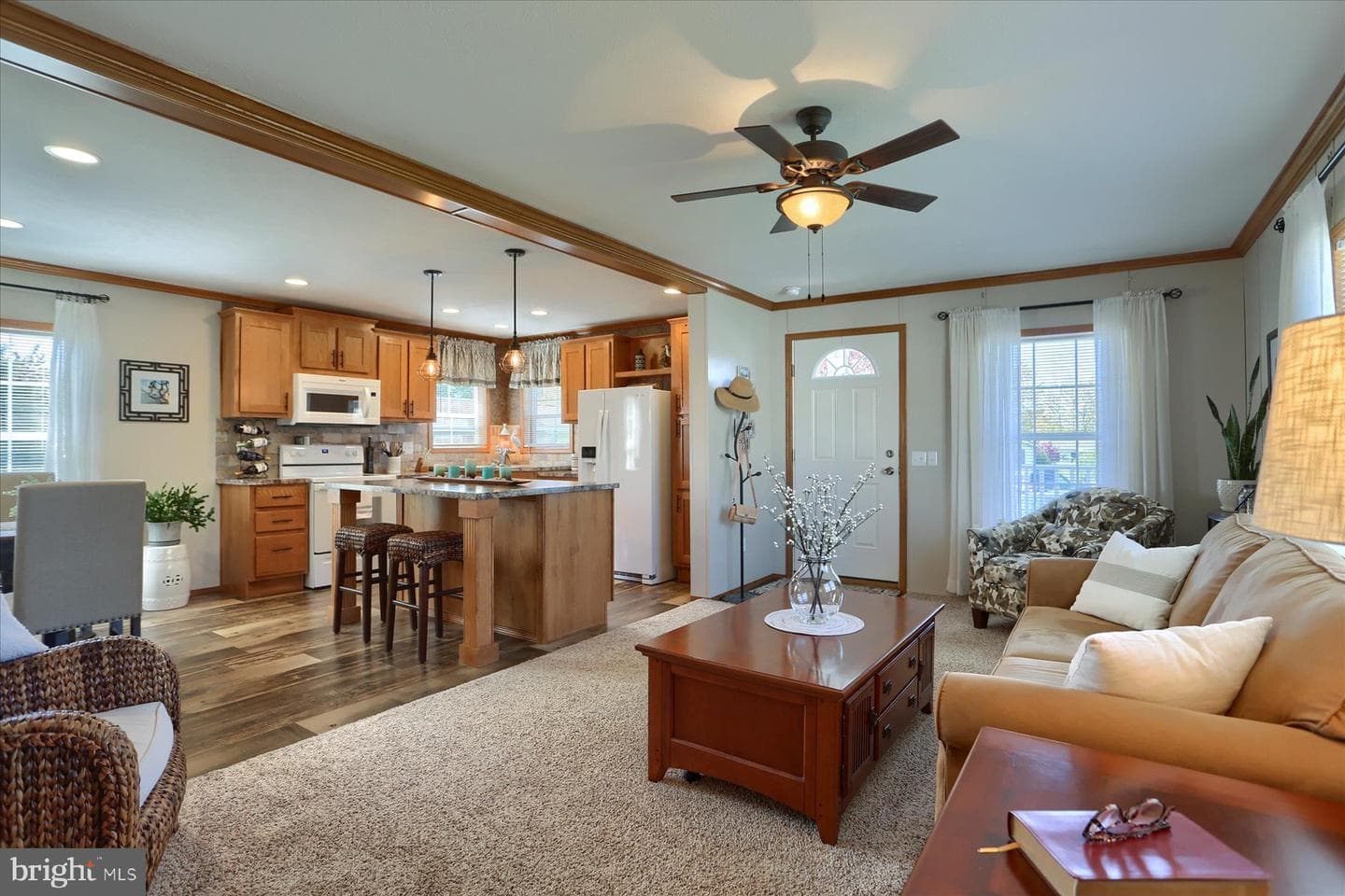 132 Wheaton Place photo 8
