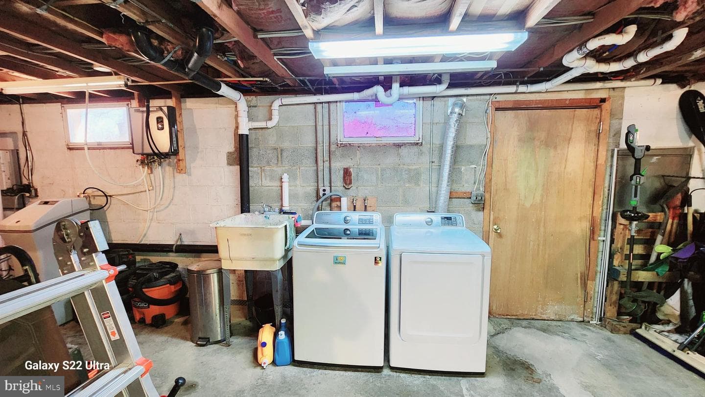 404 S Catherine Street photo 18