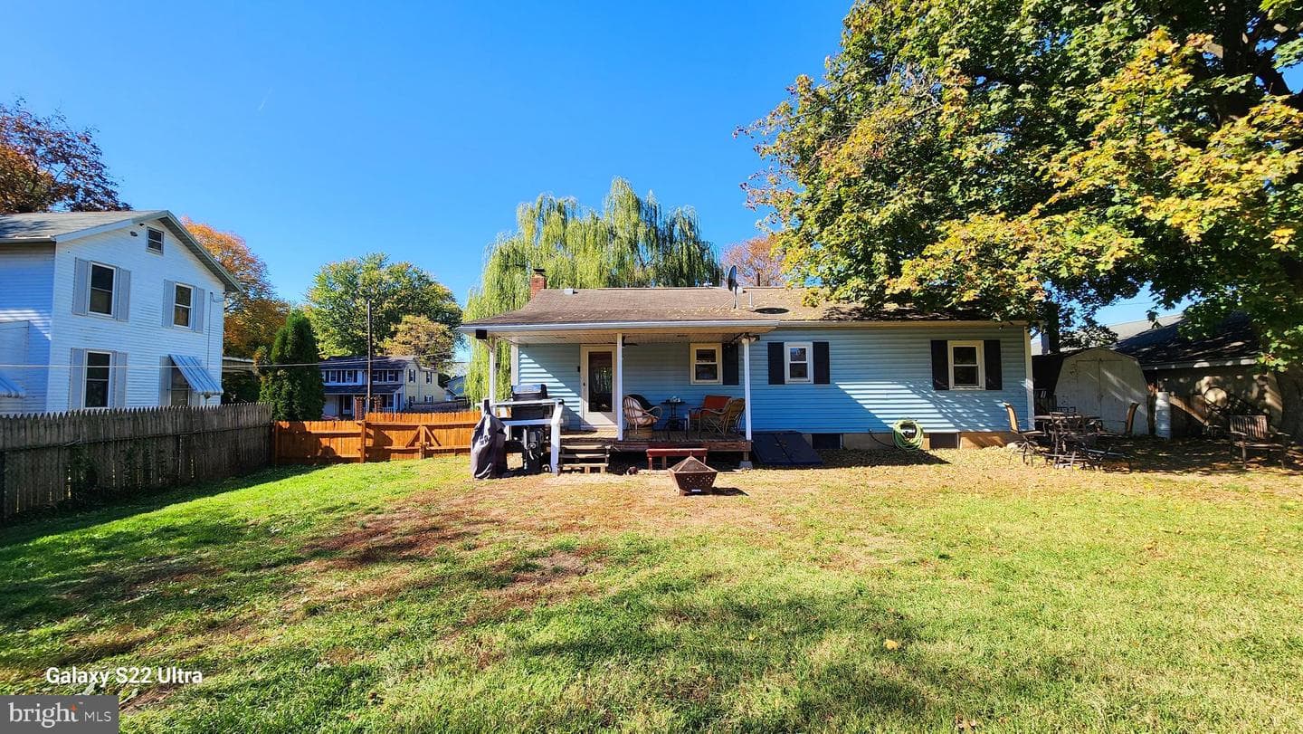 404 S Catherine Street photo 26