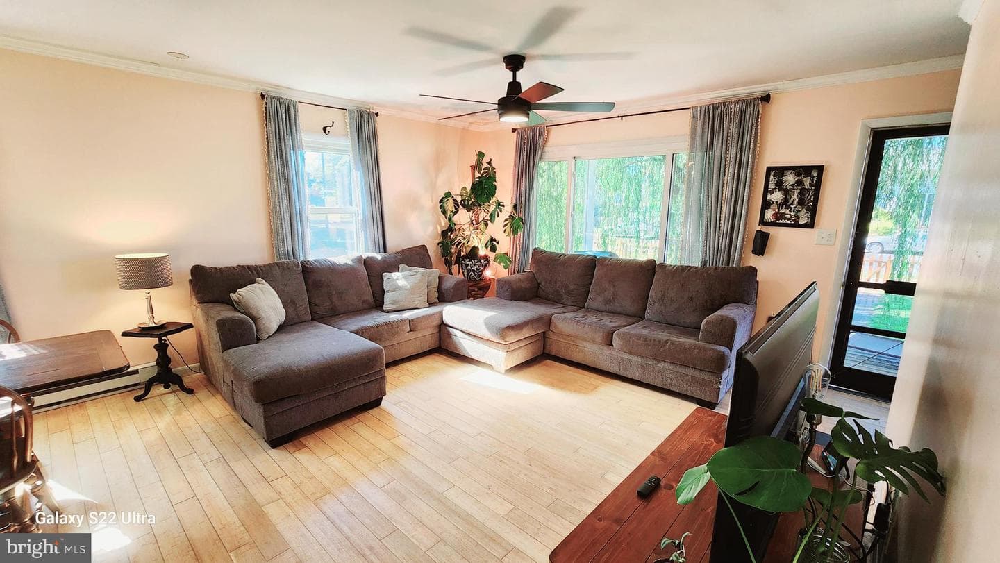 404 S Catherine Street photo 5