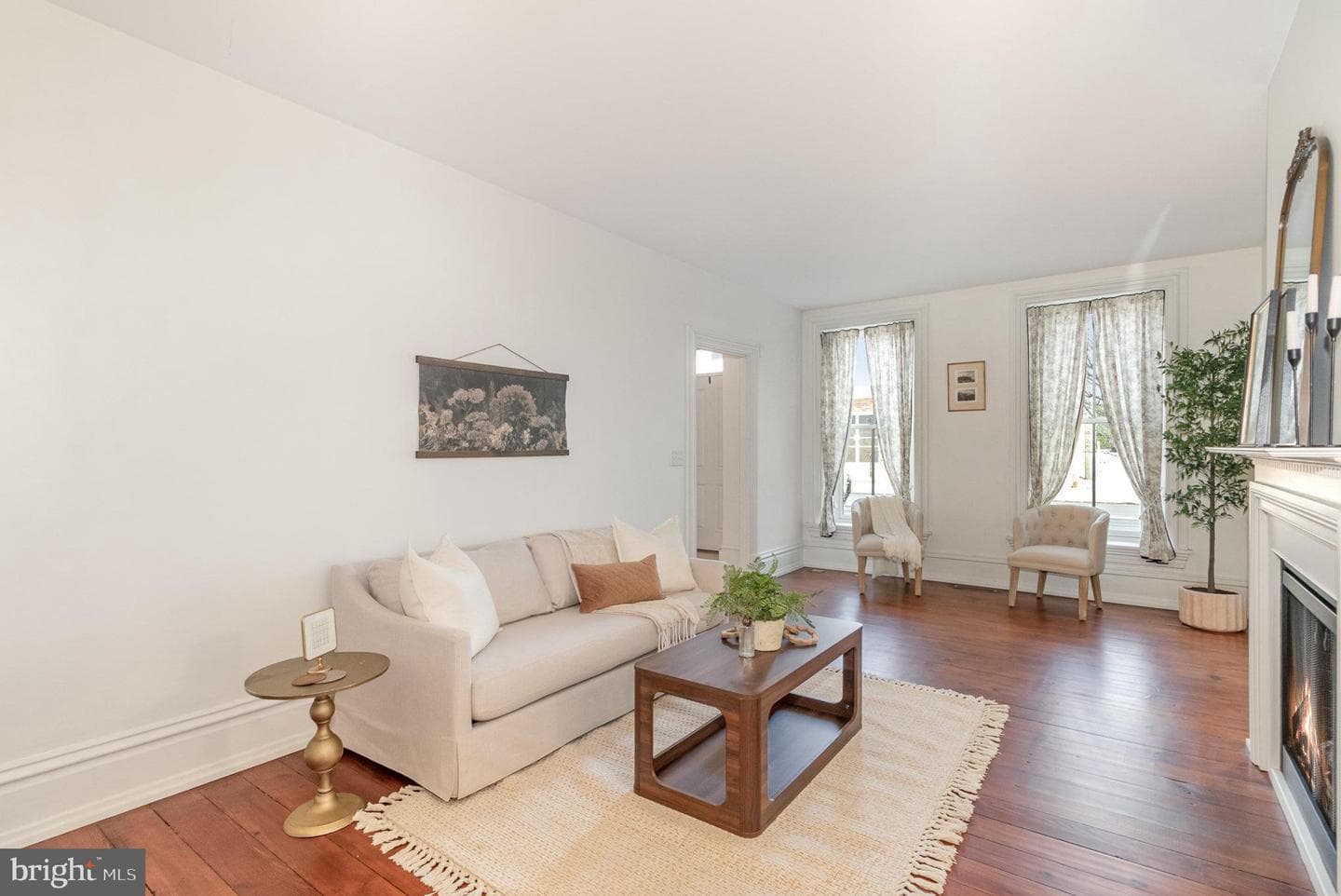 308 E Derry Road photo 10