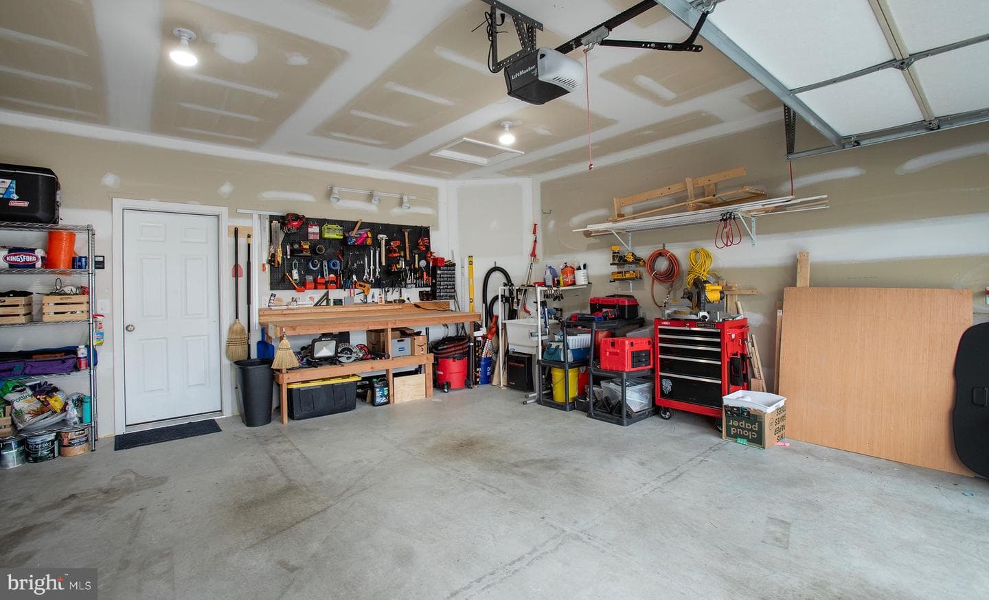 807 Anthony Drive photo 40