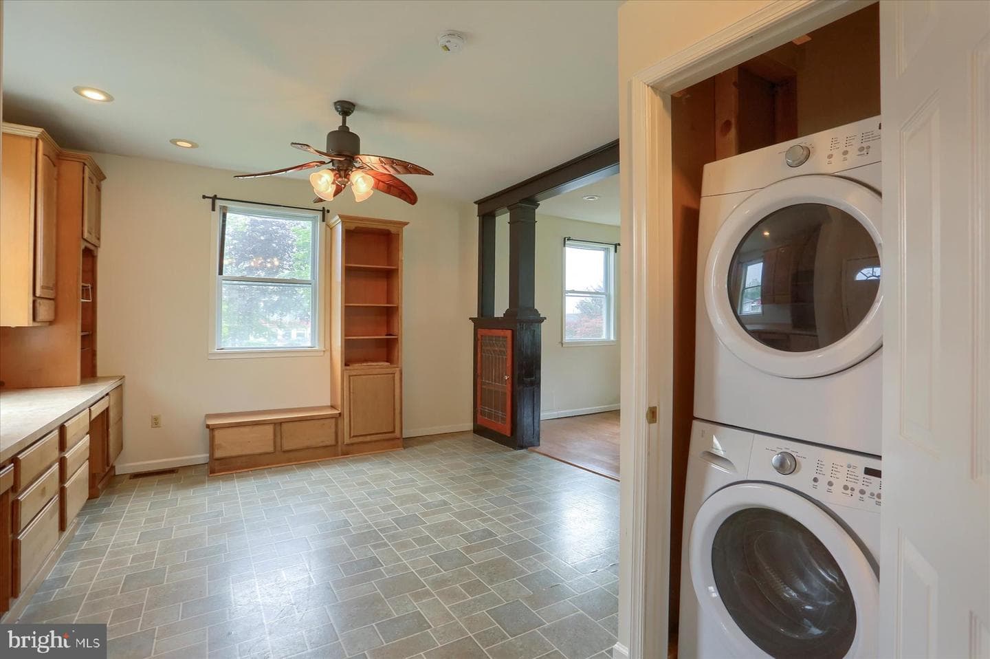 100 Holbrook Street photo 10