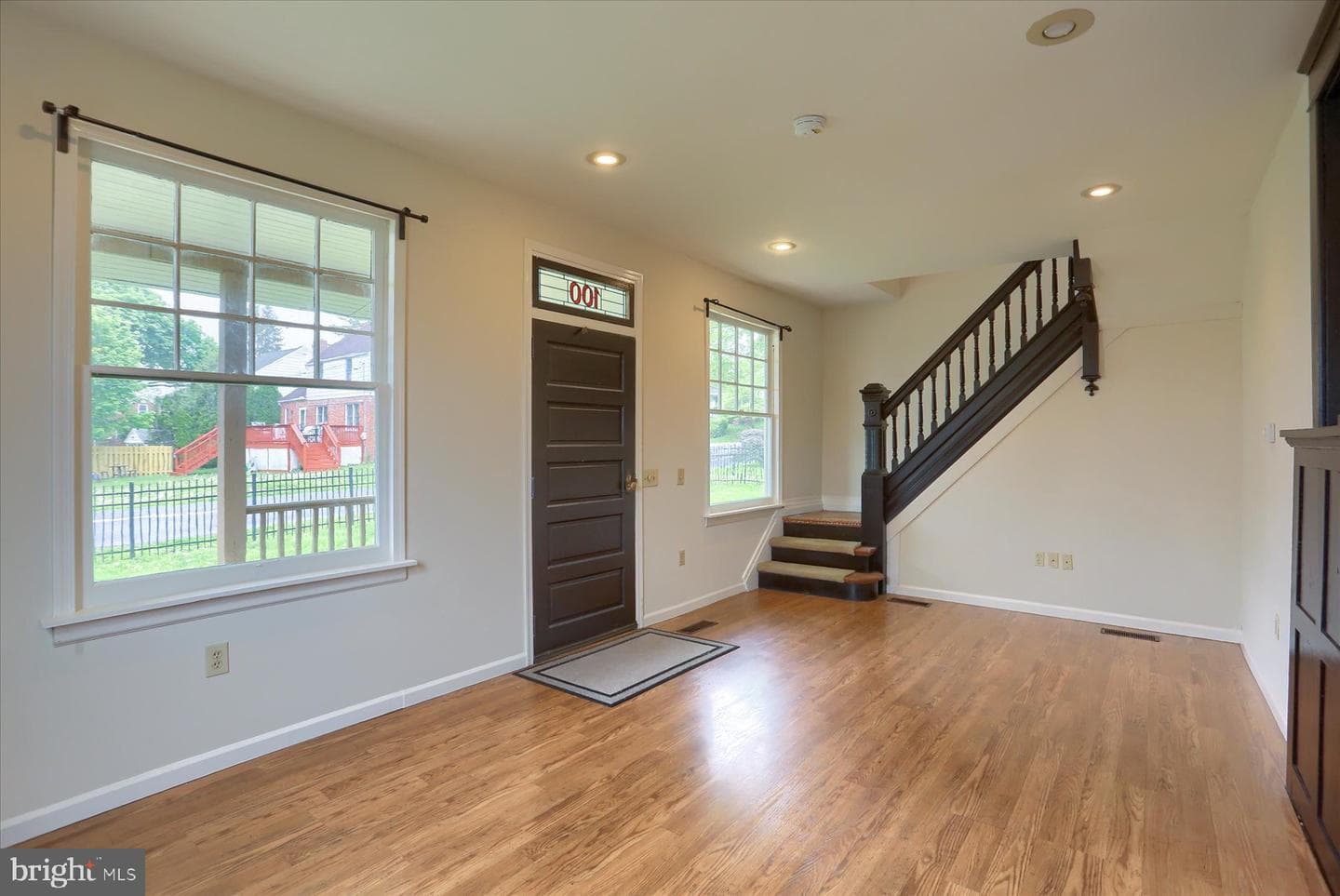 100 Holbrook Street photo 6