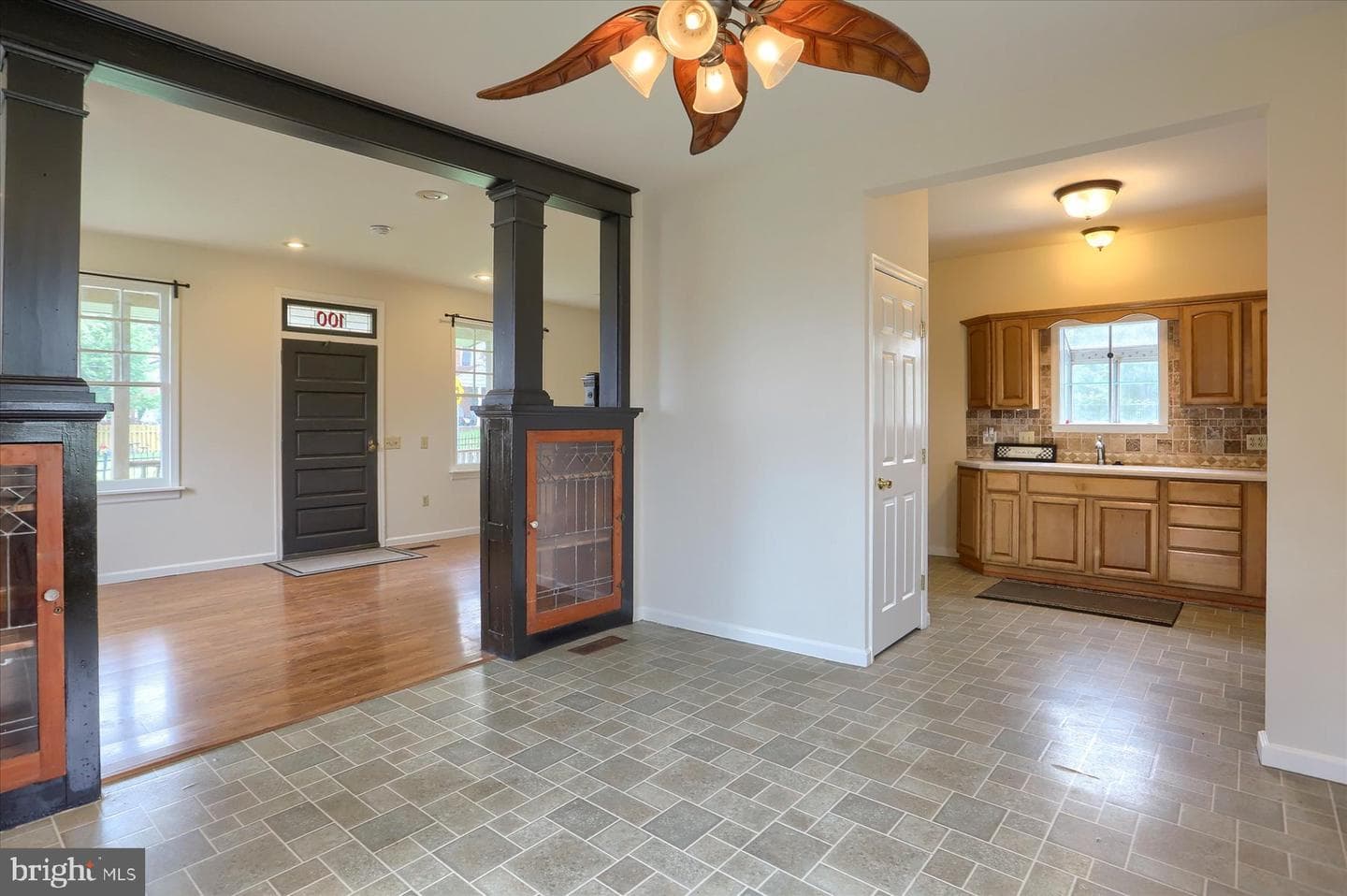 100 Holbrook Street photo 7