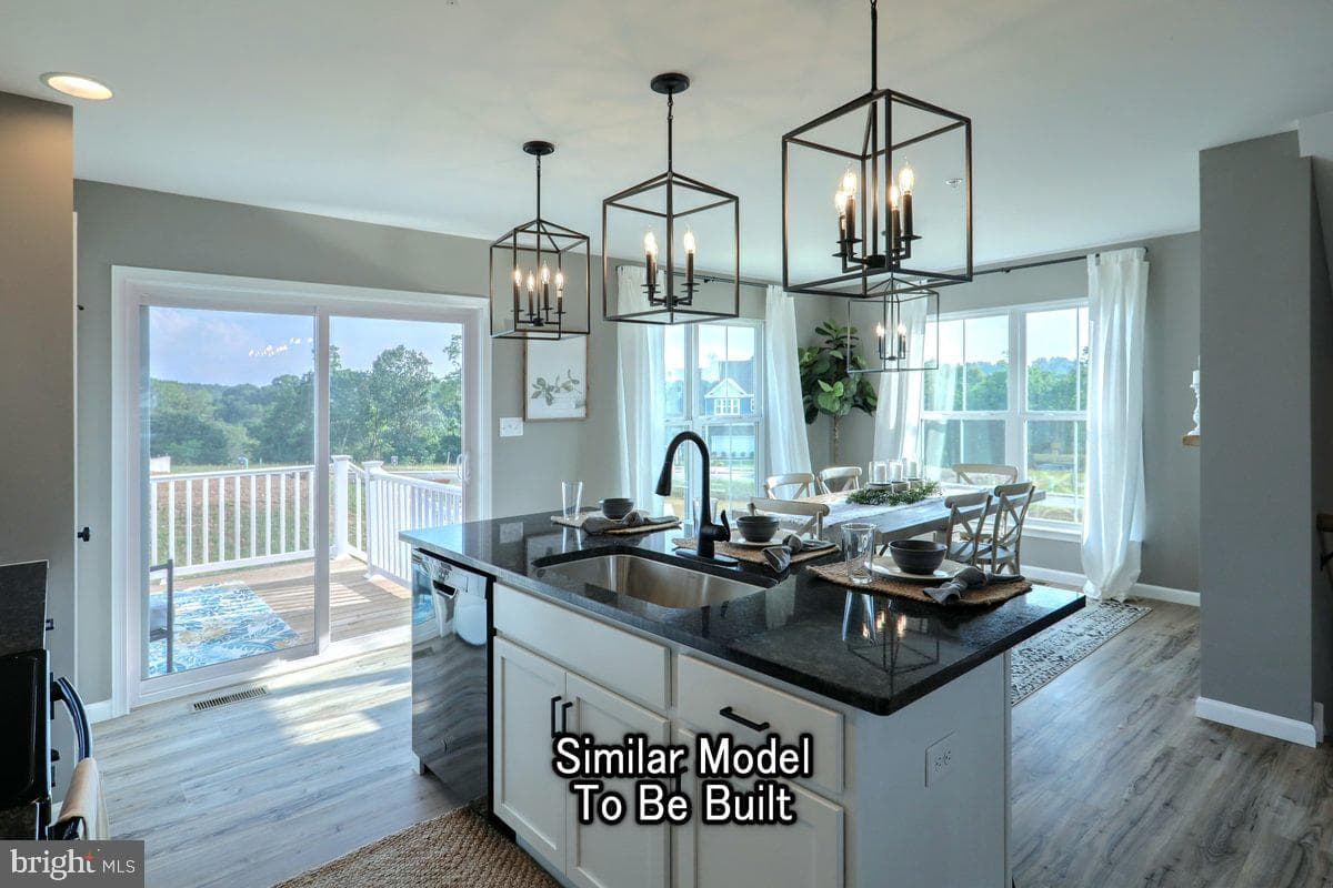 1041 Ellie Lane W #lot 1101 photo 4