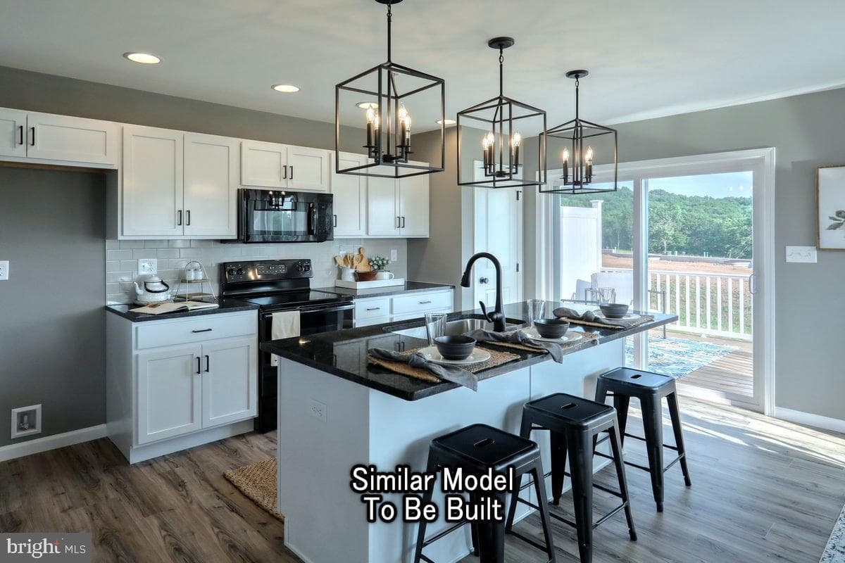 1041 Ellie Lane W #lot 1101 photo 8
