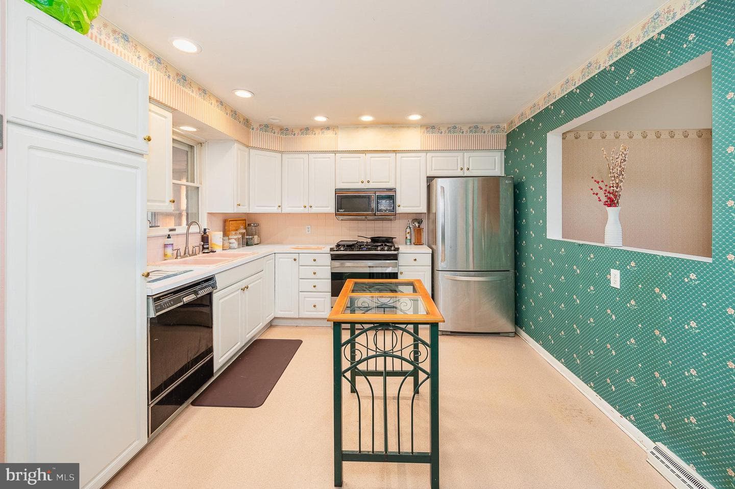 4844 Londonderry Road photo 5