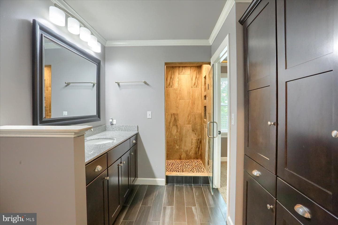 1715 Mountain View Road photo 18