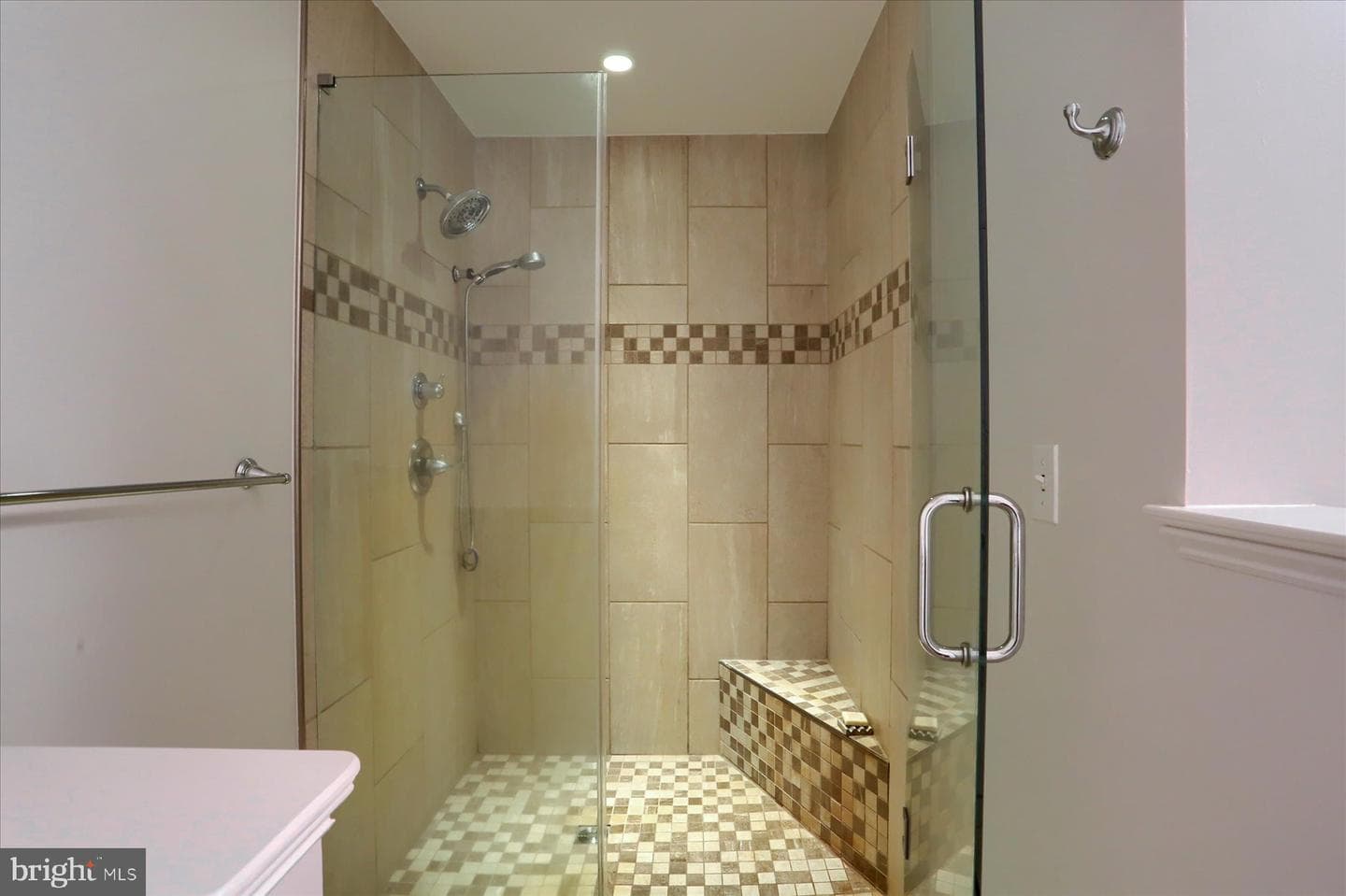 1715 Mountain View Road photo 47