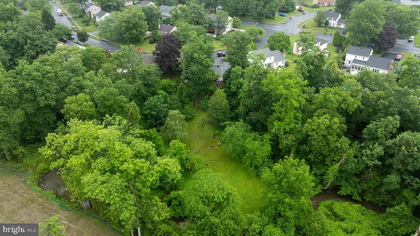 108 Woodridge Drive photo 11