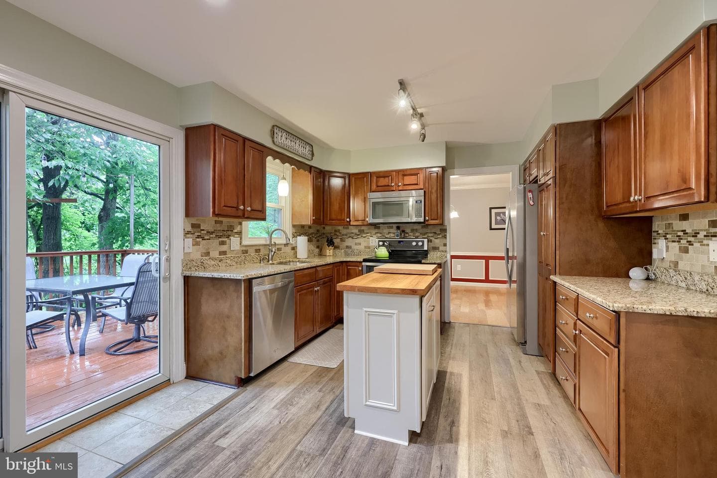 108 Woodridge Drive photo 30