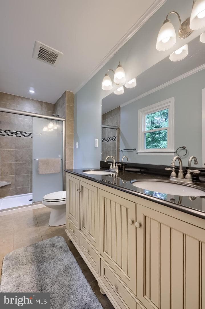 108 Woodridge Drive photo 46