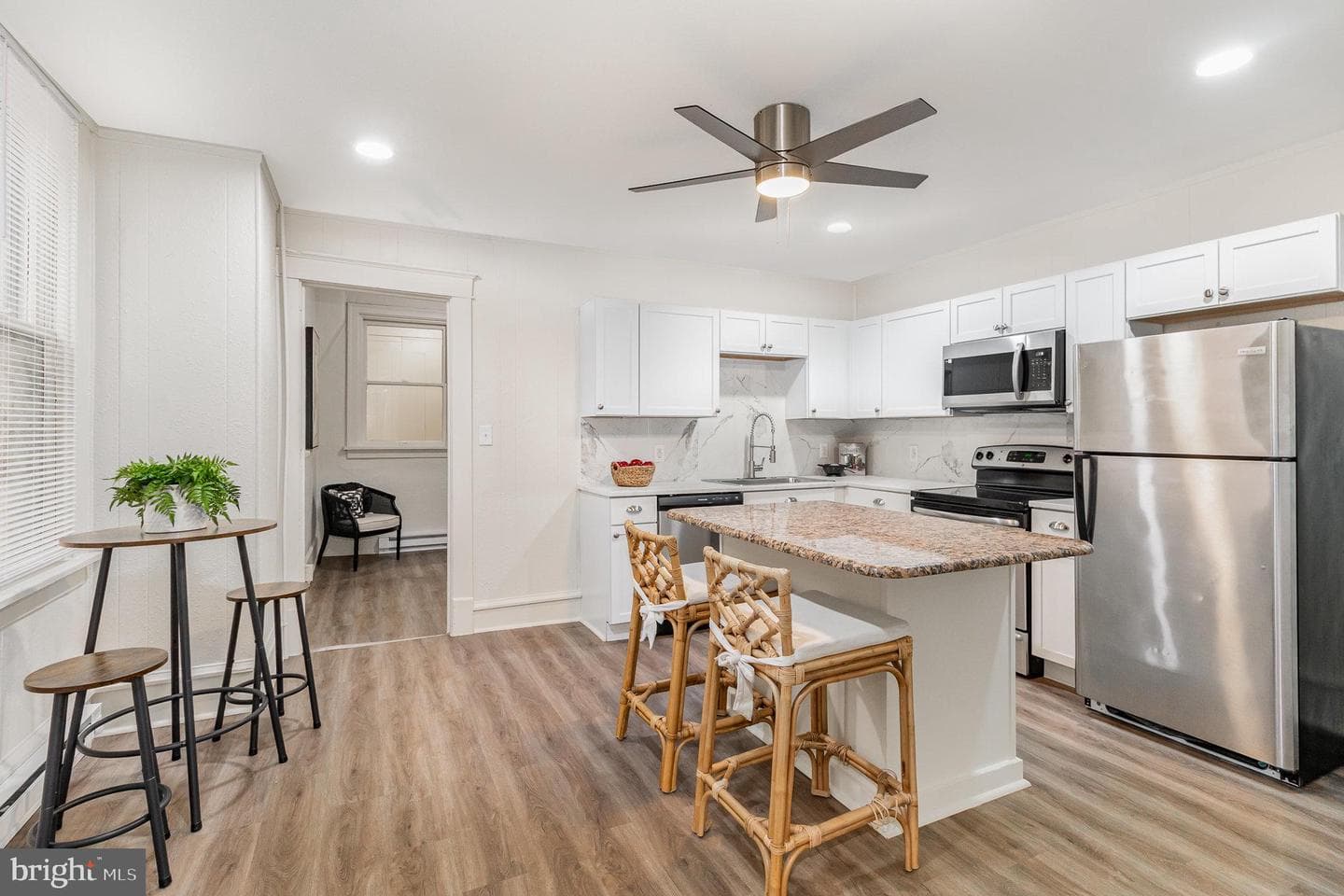 2405 N 5th Street photo 8