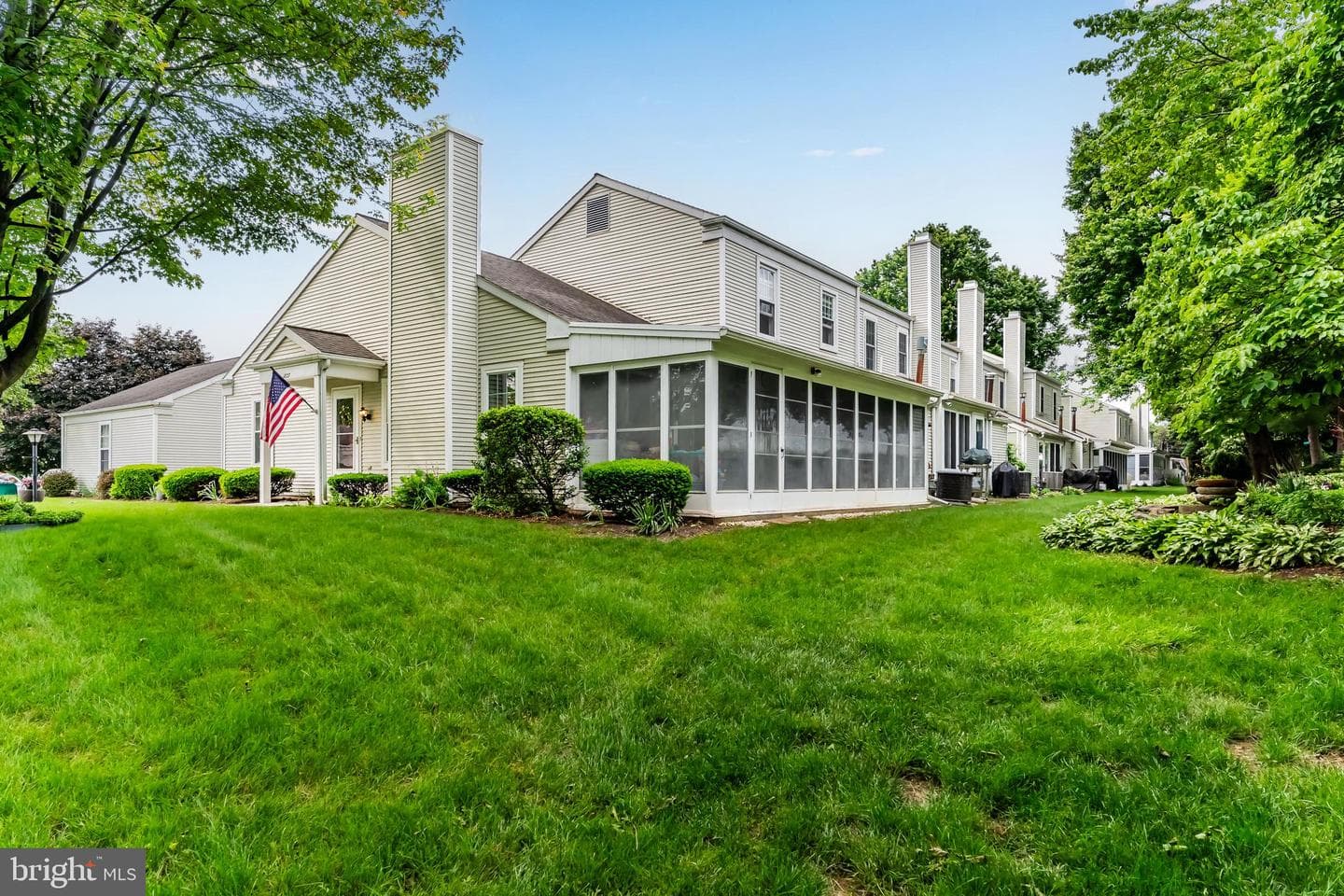 1827 Wexford Road photo 24