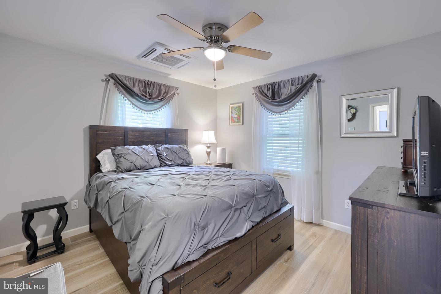 4748 Ridge Road photo 27