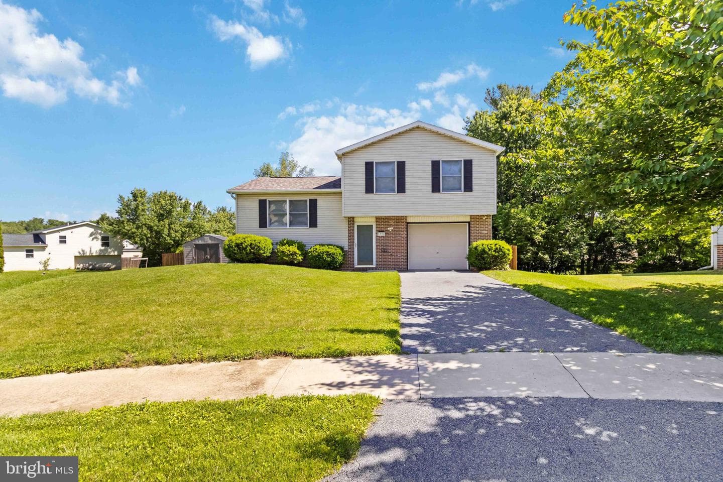8892 McKinley Court