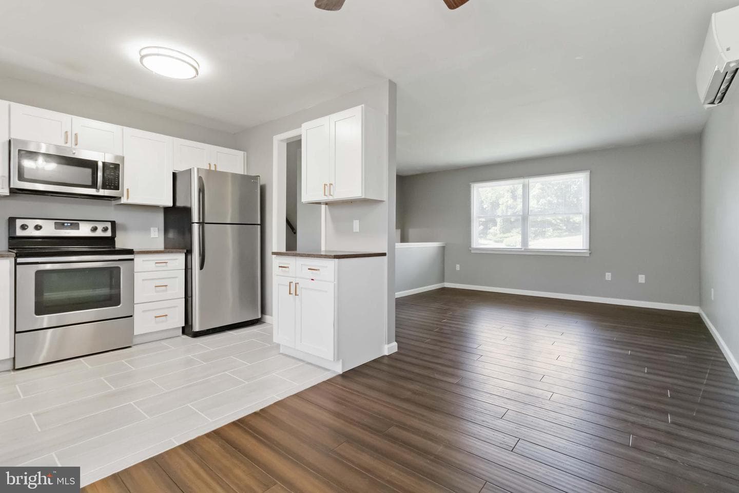 8892 McKinley Court photo 10