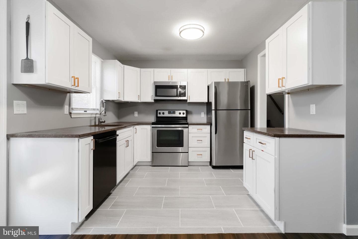 8892 McKinley Court photo 13