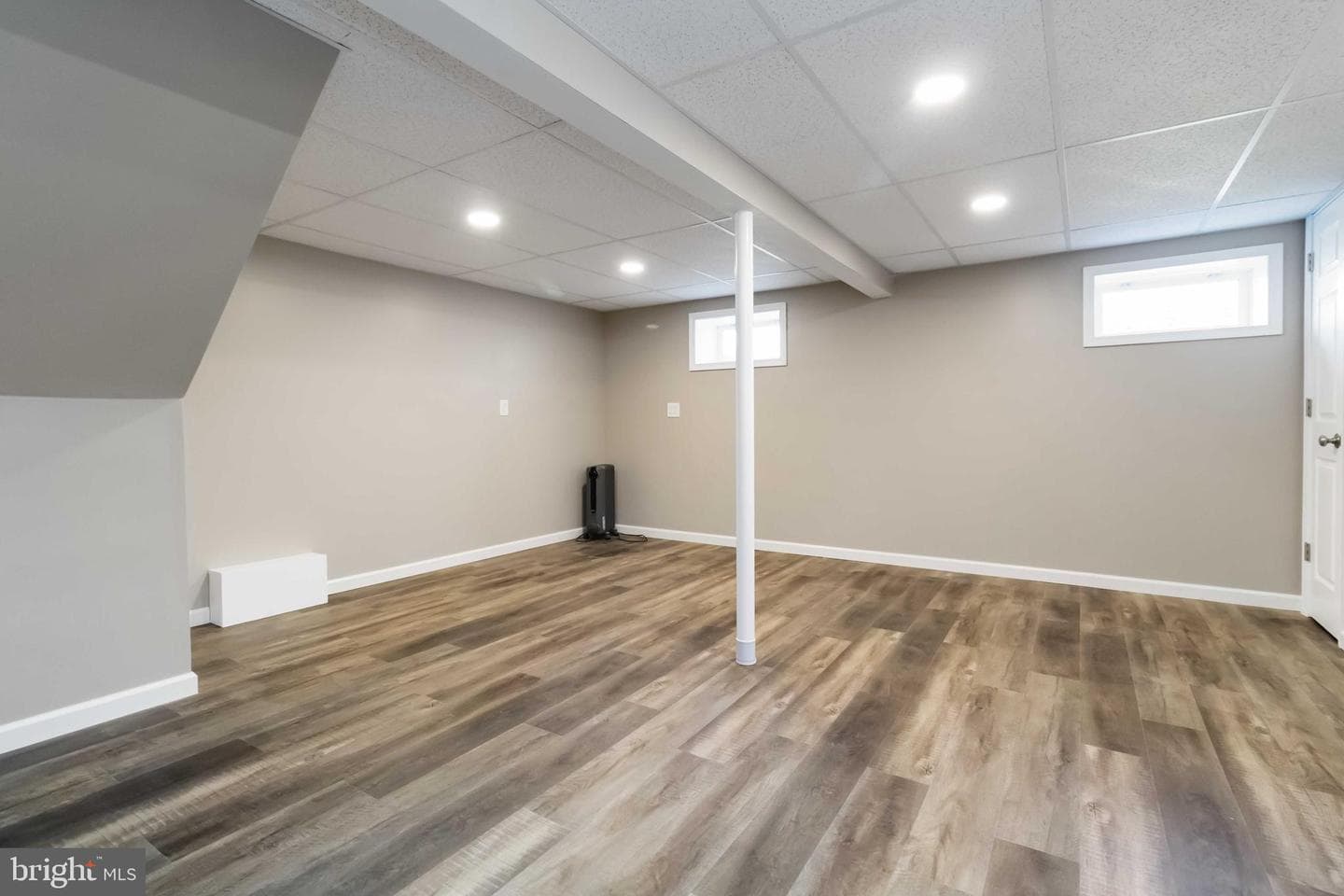 8892 McKinley Court photo 24