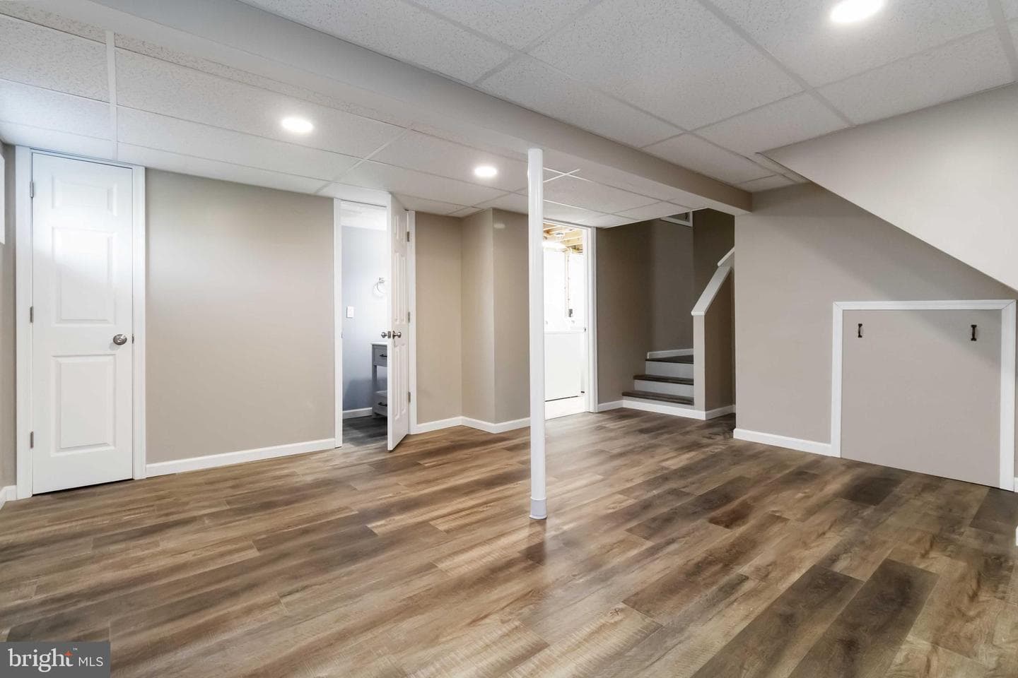 8892 McKinley Court photo 25