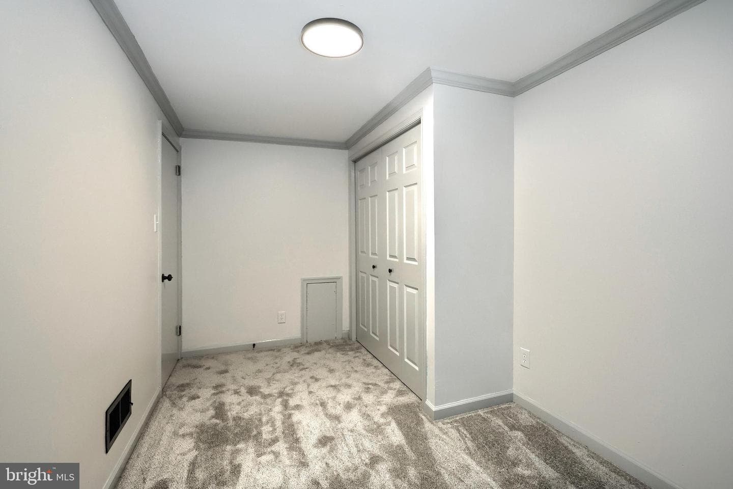 2424 Brookwood Street photo 17