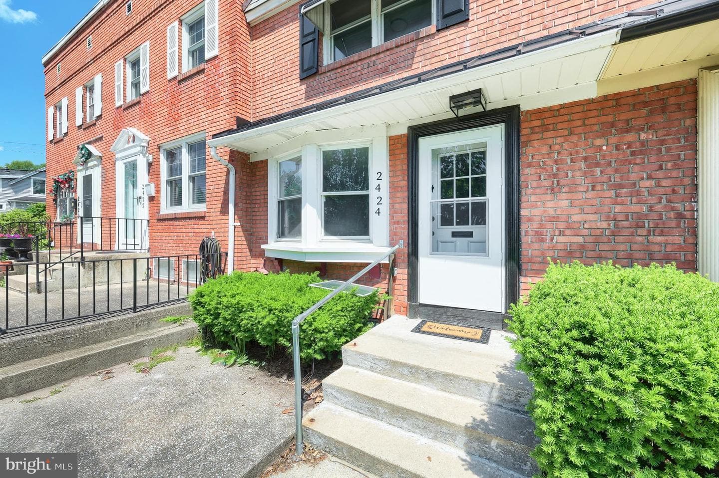 2424 Brookwood Street photo 2
