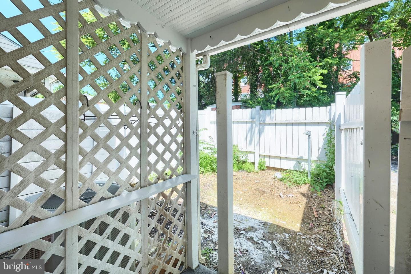 2424 Brookwood Street photo 4