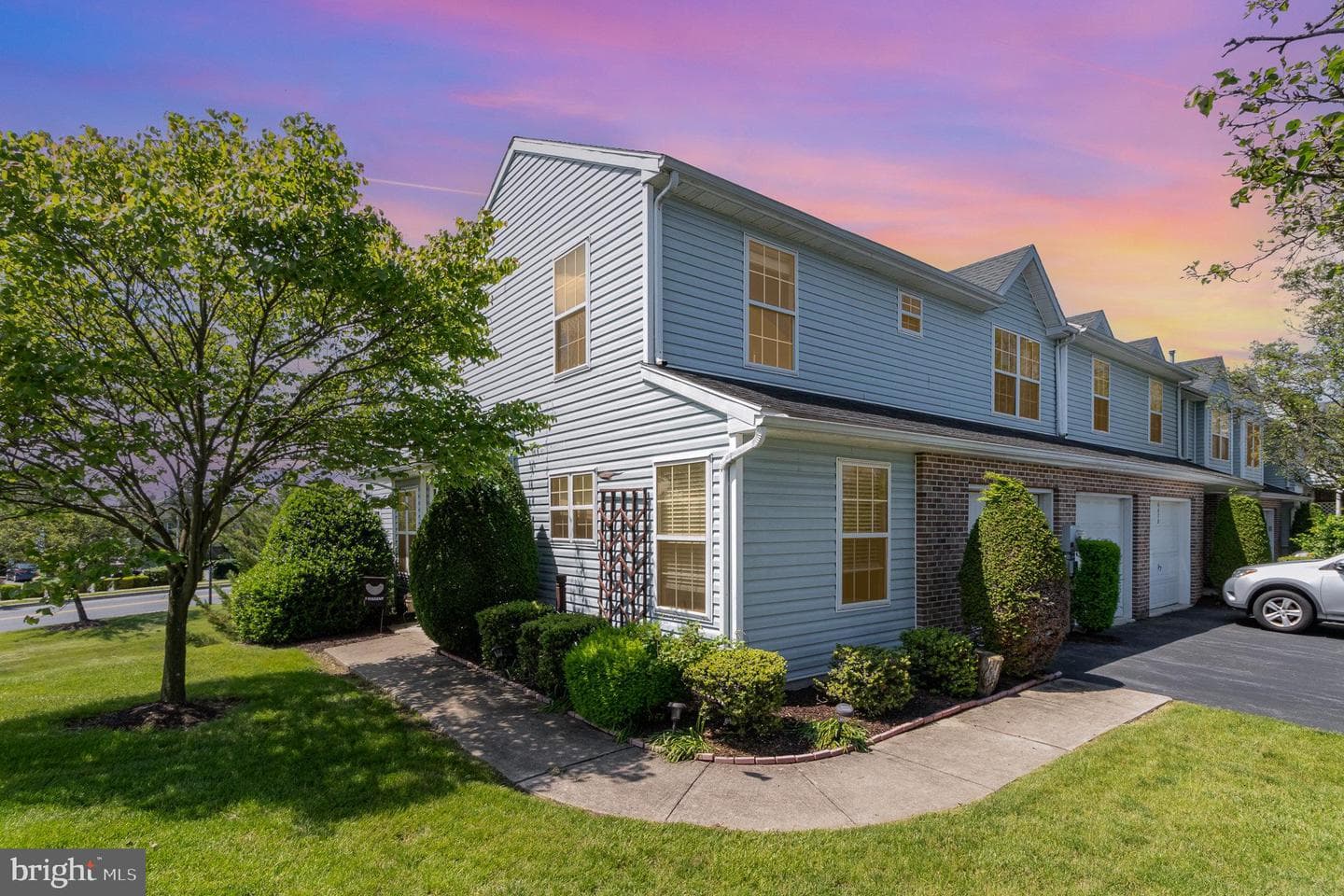 6676 Springford Terrace photo 37