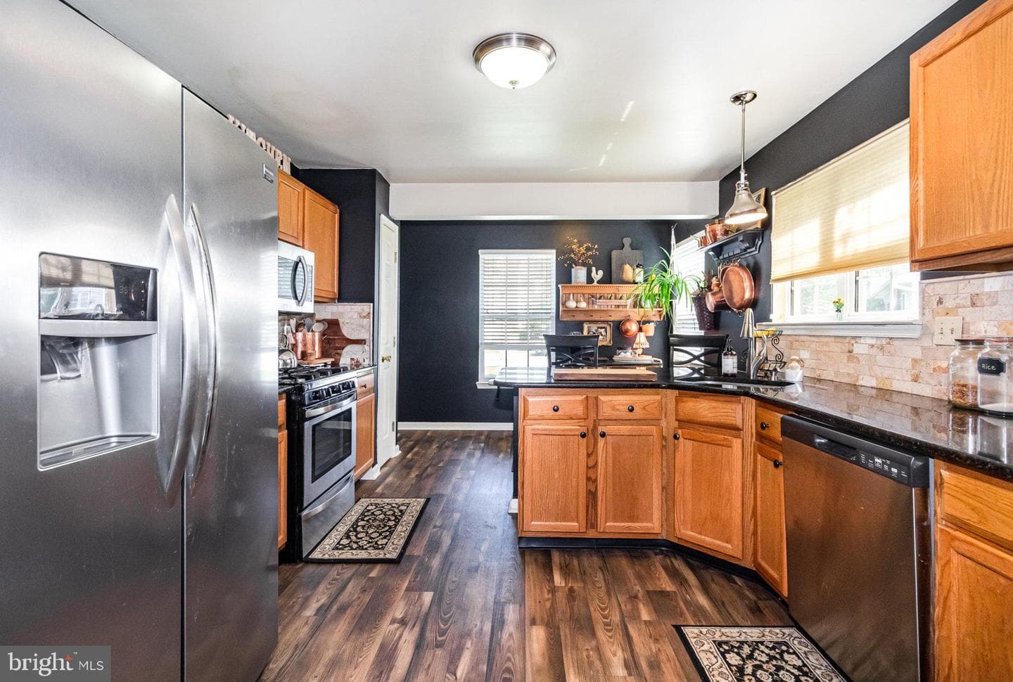 6676 Springford Terrace photo 9