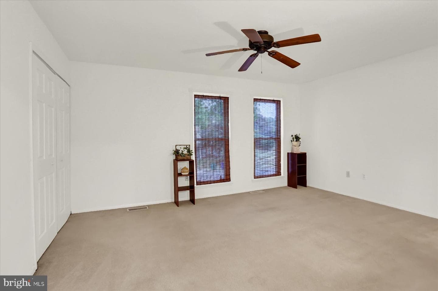 6483 Heatherfield Way photo 16