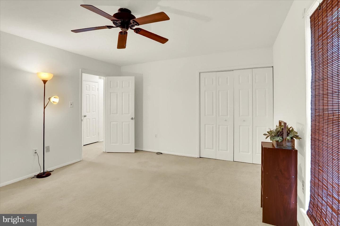 6483 Heatherfield Way photo 18