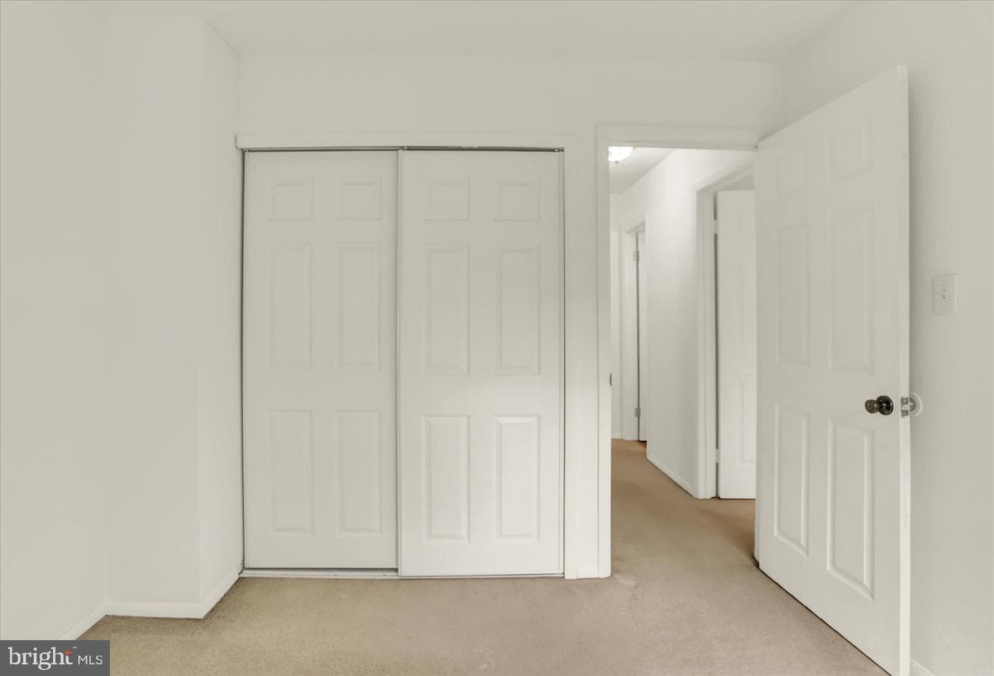 6483 Heatherfield Way photo 23