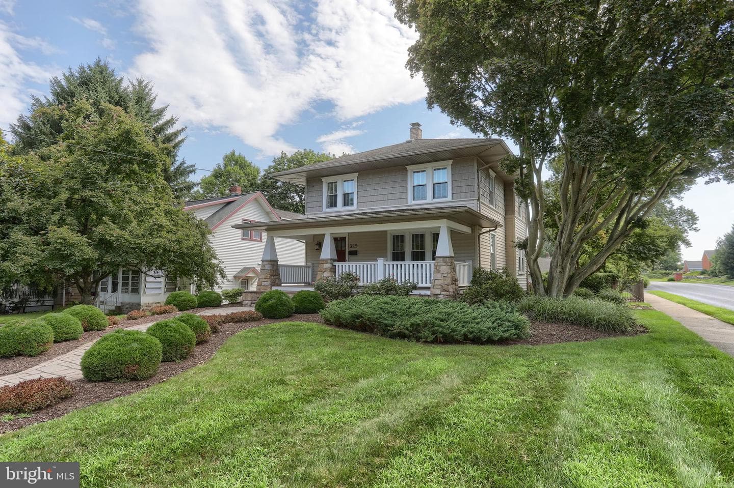 329 Para Avenue photo 2