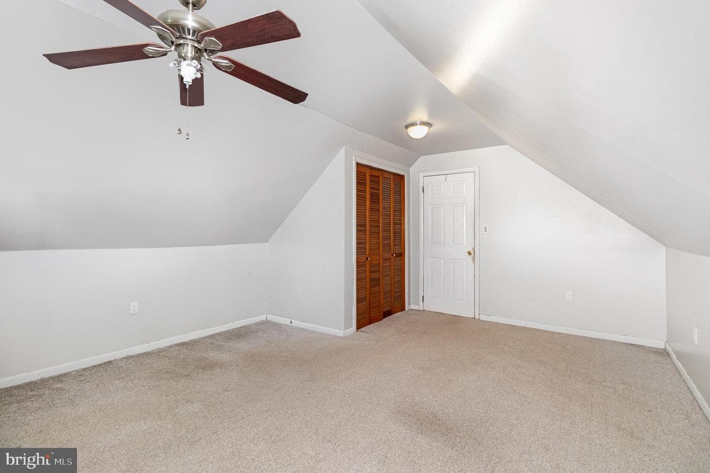 5212 Locust Lane photo 21
