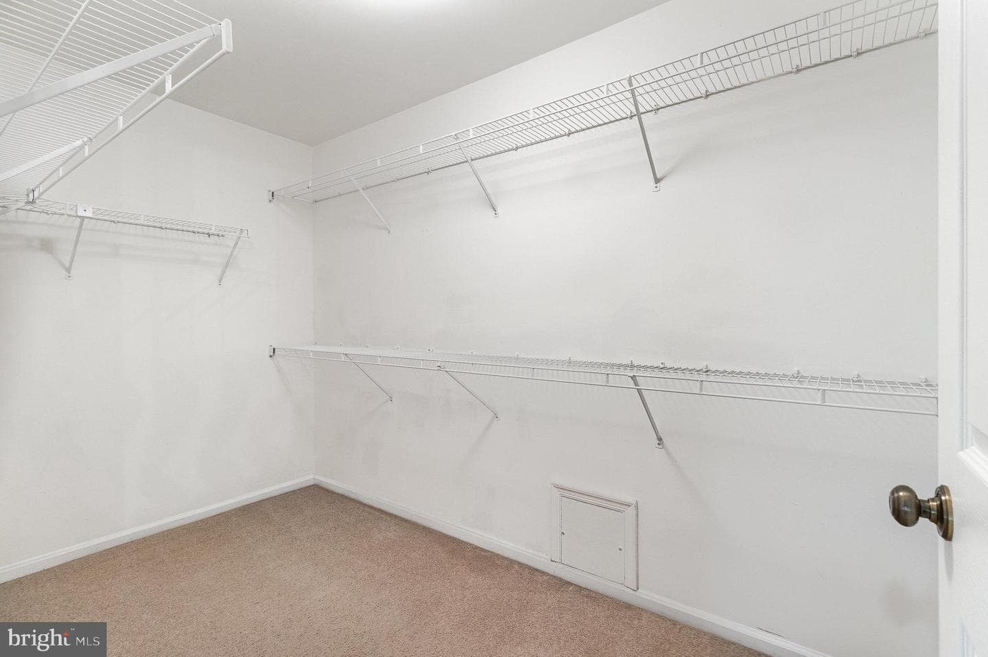192 Crescent Drive photo 15