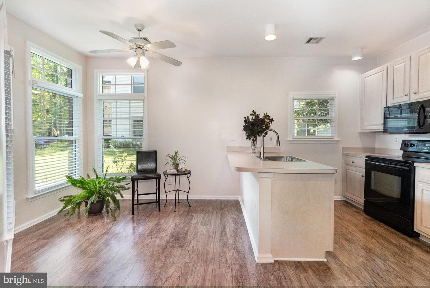 192 Crescent Drive photo 6