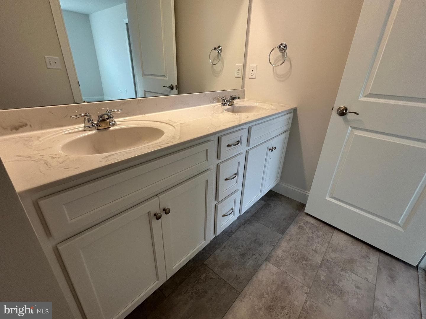121 Magnolia Drive photo 18