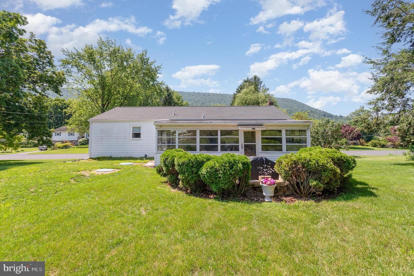 410 Erdman Drive photo 28