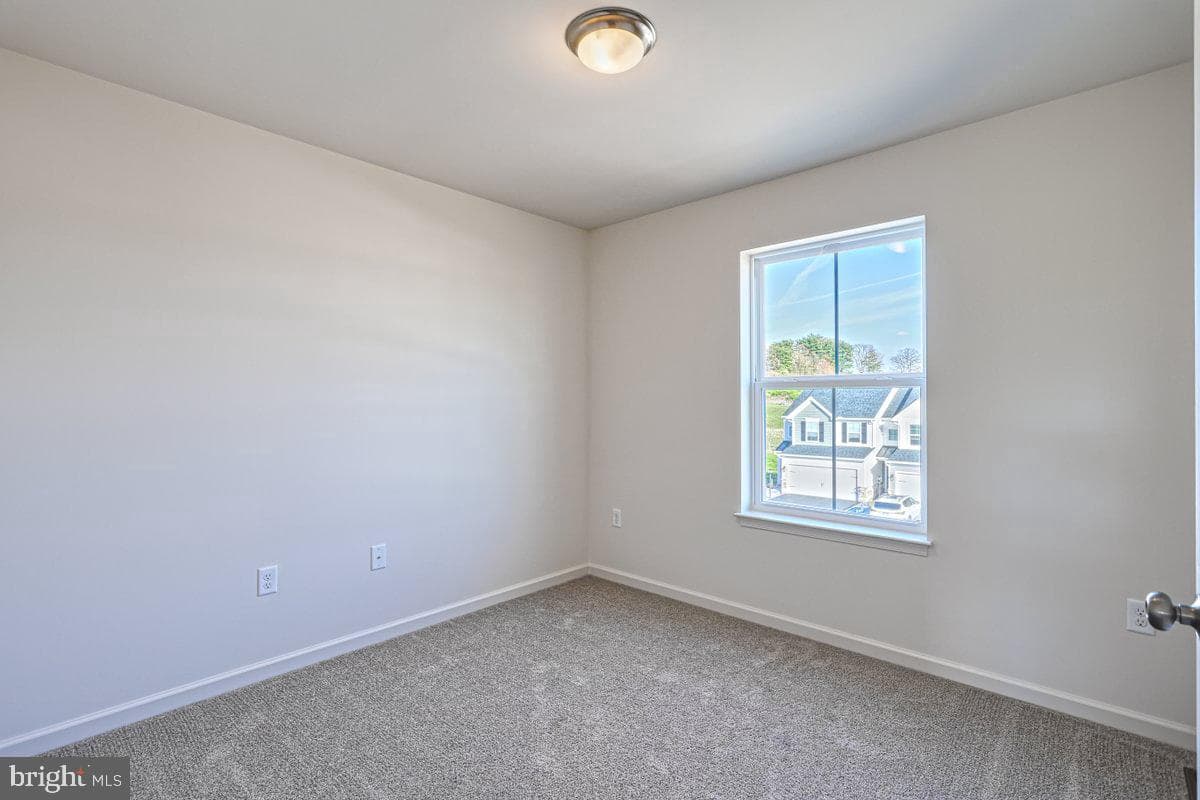 1050 Ellie Lane W #lot 1205 photo 3