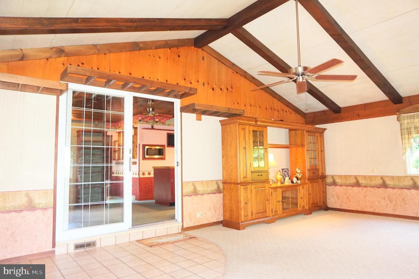 1553 N River Road photo 10