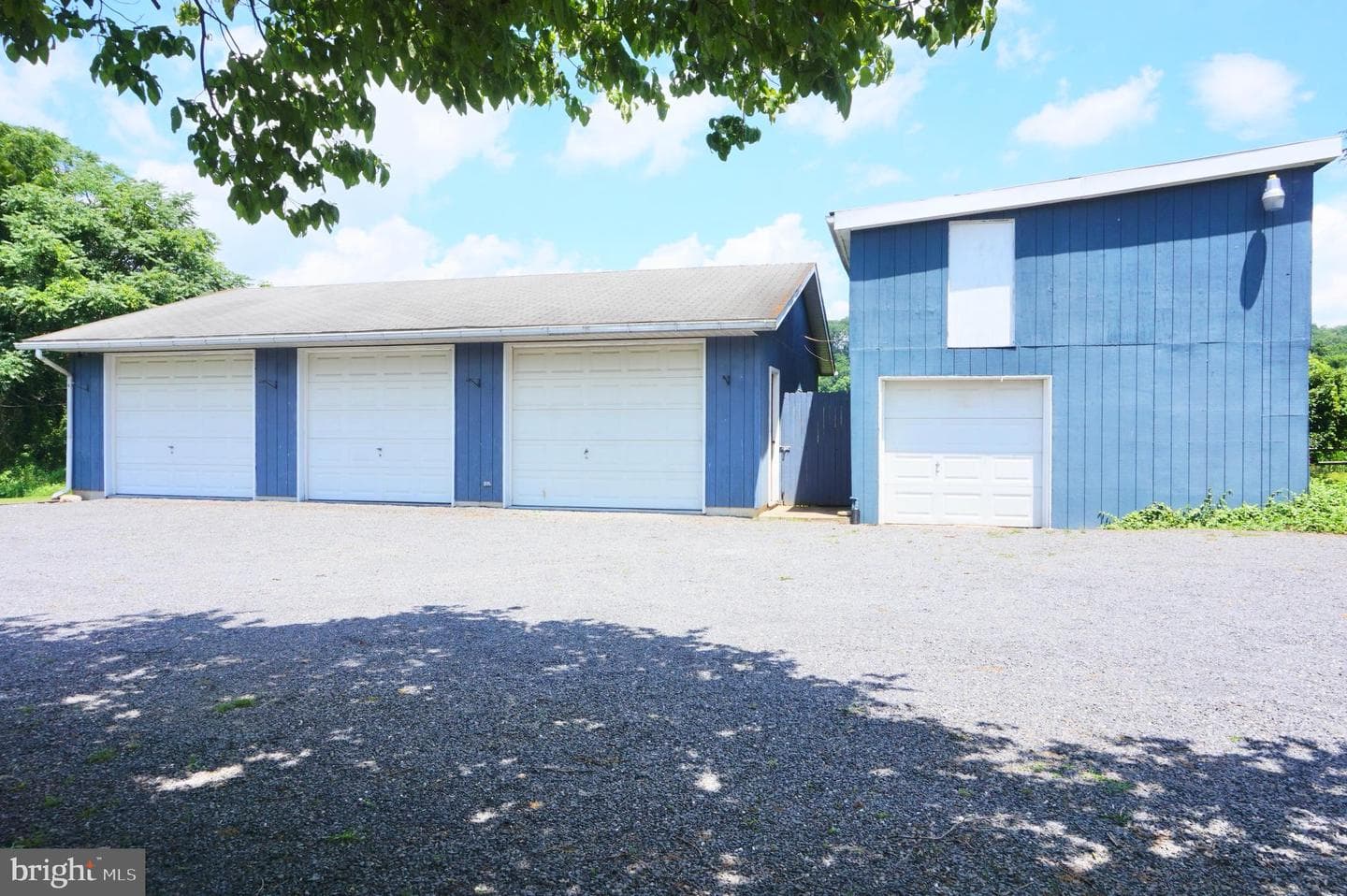 1553 N River Road photo 5
