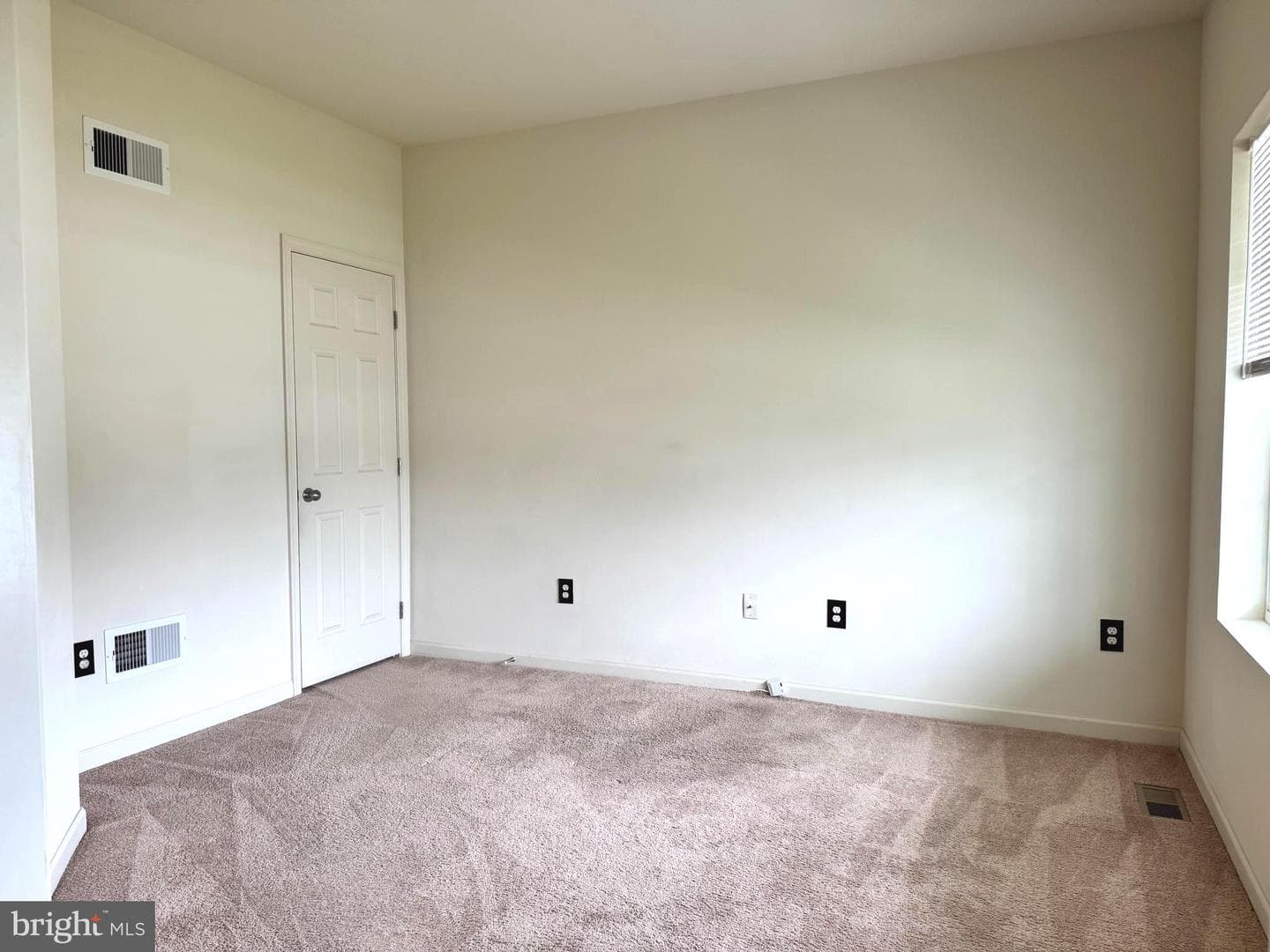 1800 Cameo Court photo 6