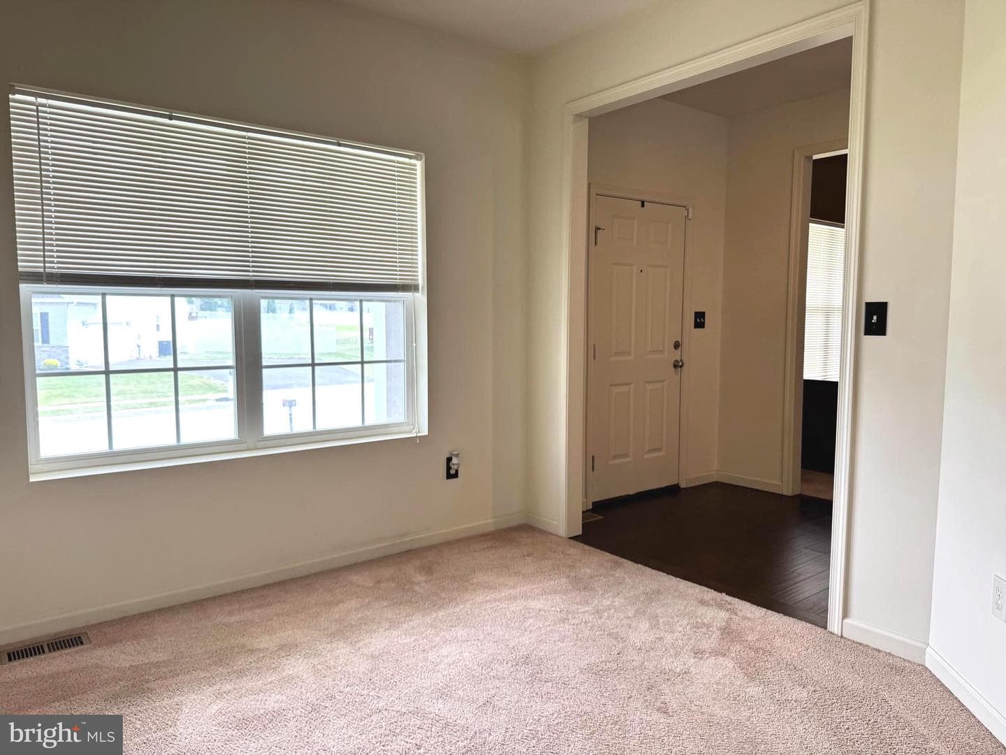 1800 Cameo Court photo 7